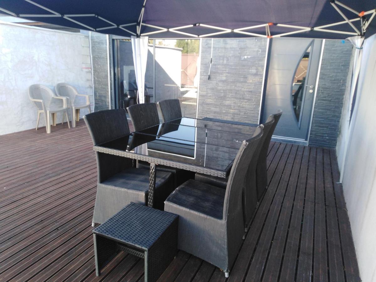 Pavillon Bon Enfant Apartment Saint-Priest  Ngoại thất bức ảnh