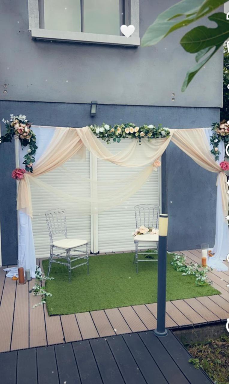 Pavillon Bon Enfant Apartment Saint-Priest  Ngoại thất bức ảnh